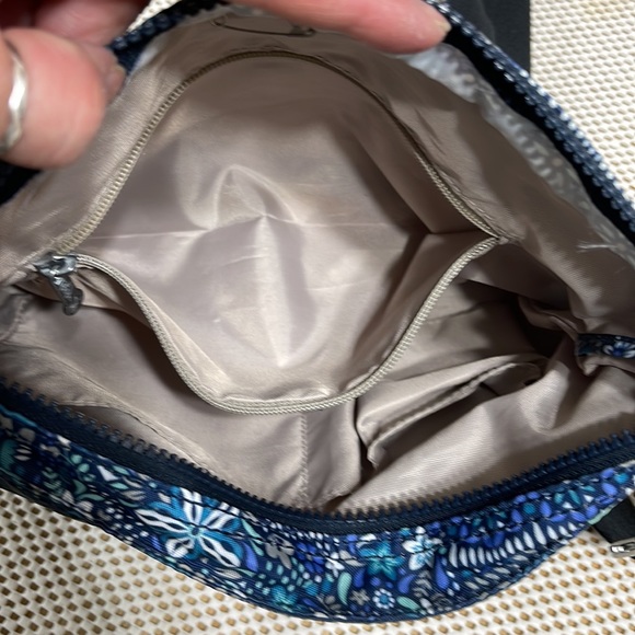 Kipling Angie Travel Cross Body Purse - Picture 8 of 14